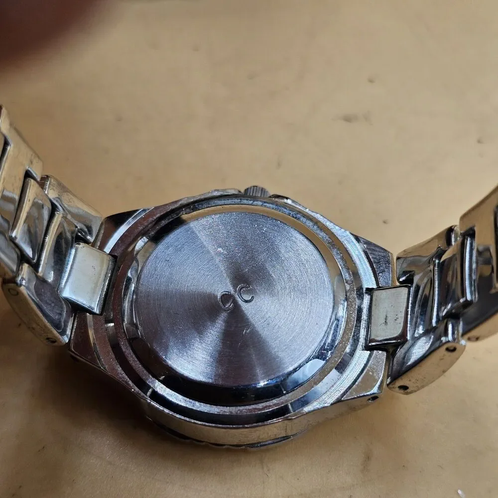 Vintage Rumours Silver Tone Women's Bracelet Watch Pink Dial Quartz New Battery